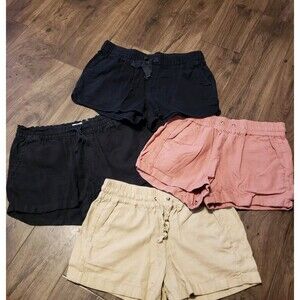 Shorts  Assorted Lot of 4 Women's  Old Navy / Love Tree Sz S